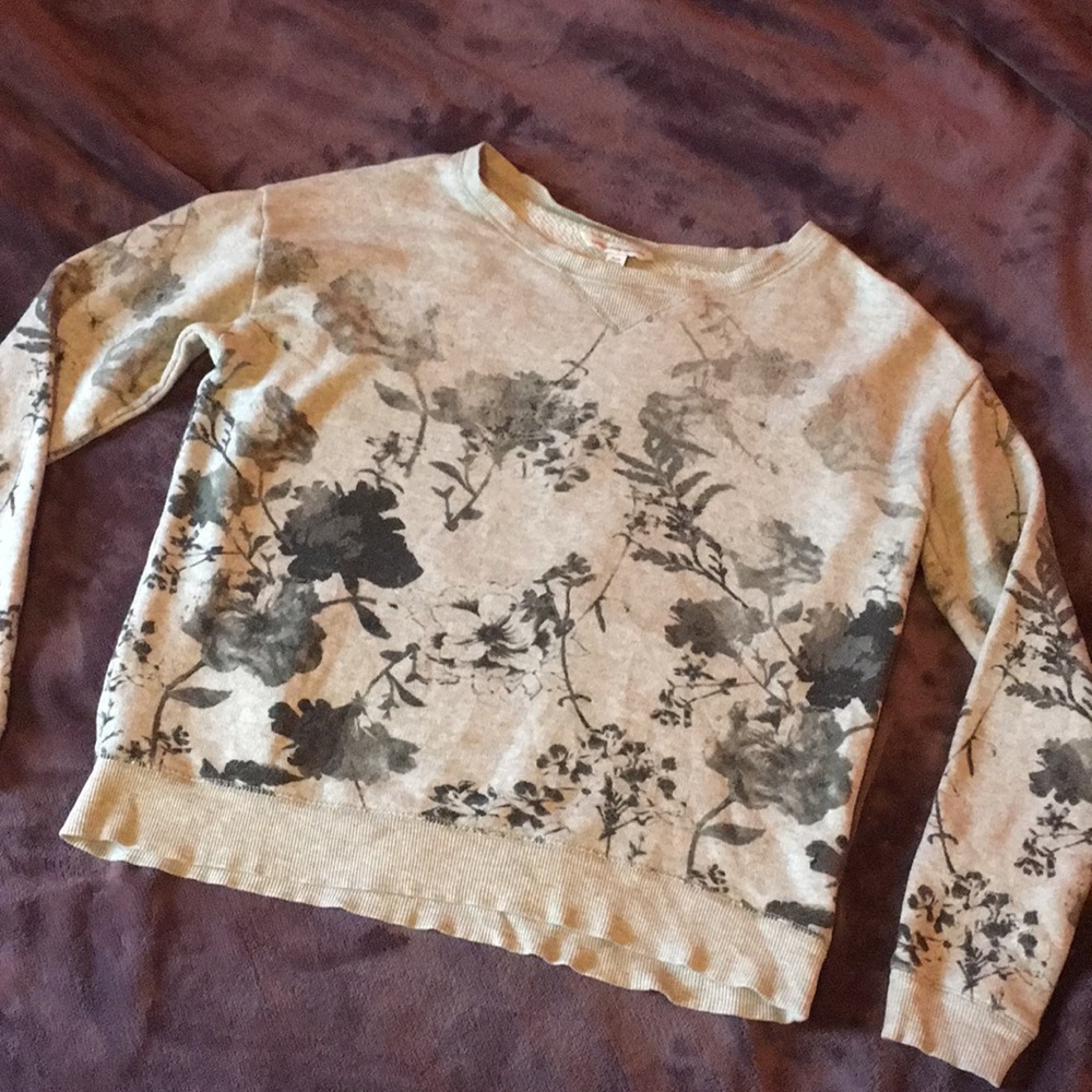 American Eagle long sleeve 🍃